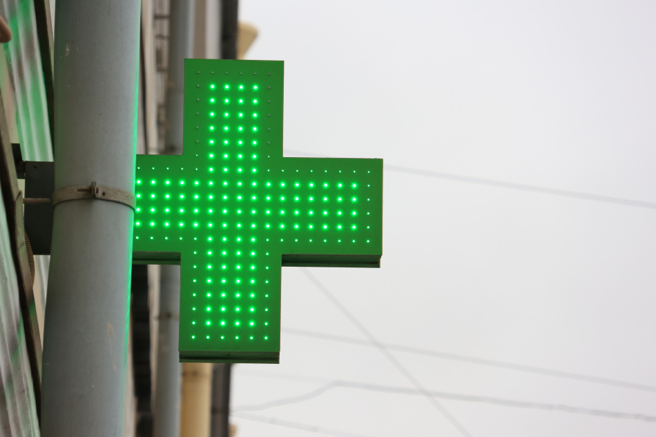 В столице пресекли сбыт 150 кг запрещенных веществ через аптечную сеть